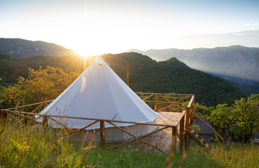 ᐅ The advantages of glamping as a holiday accommodation