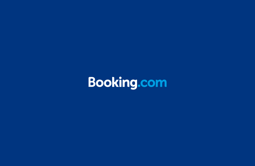 Étude Booking.com été 2023 : quelles attentes pour les voyageurs ?