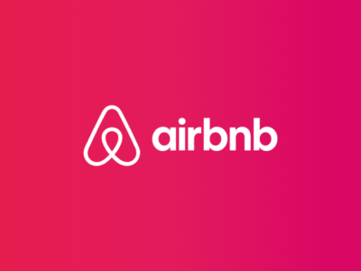Airbnb : réservations en hausse pour les familles et groupes cet été 2022
