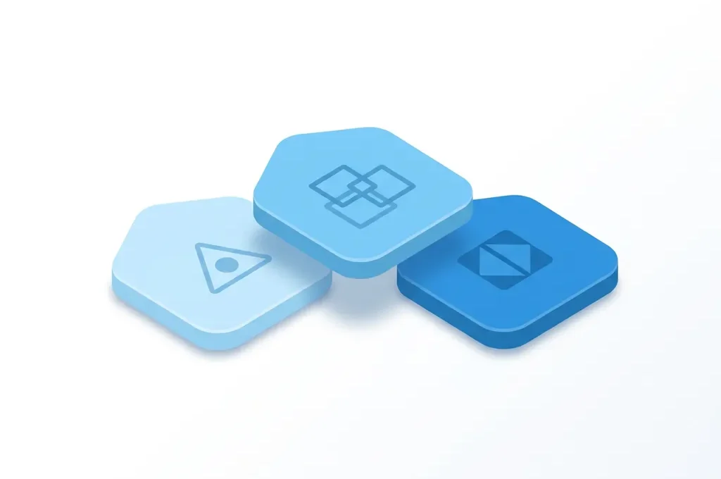 Drie blauw getinte, huis-vormige tegels in isometrische stijl, één licht verheven, symboliseren een vergelijking van vastgoedplatforms.